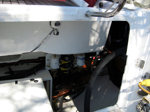 AM FilterBoss From Swim Platform.jpg AM FilterBoss From Swim Platform.jpg